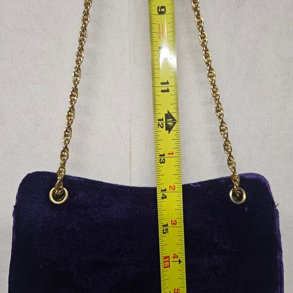 Vintage Miss Lewis Ladies Purple Velvet Evening Bag Gold Tone Chain Strap - Picture 6 of 8